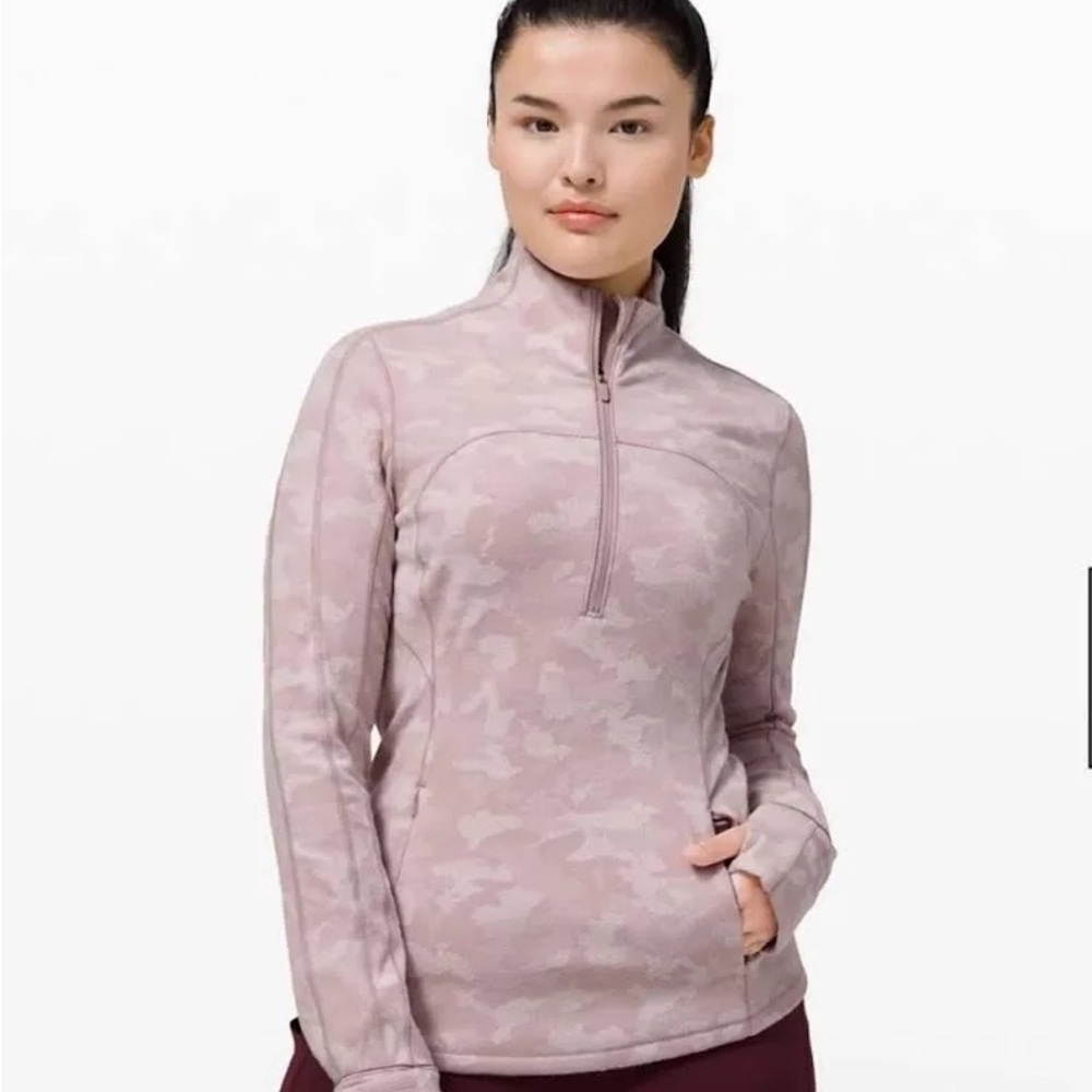 Lululemon run briskly 1/2 zip